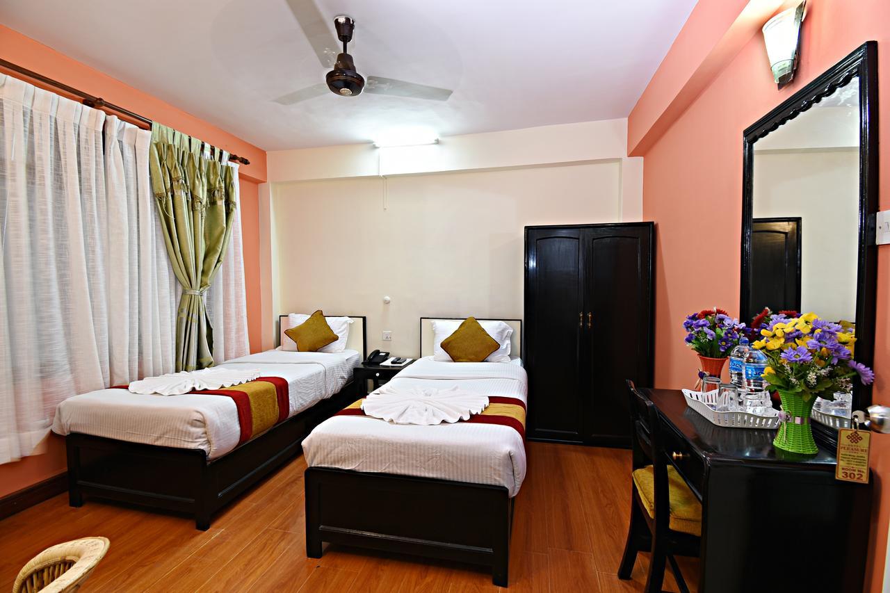 Hotel Pleasure Home Katmandu Dış mekan fotoğraf